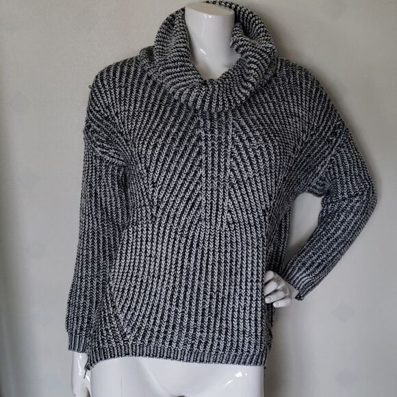 SEEK THE LABEL womens XS gray chunky cowl neck sweater - Picture 1 of 6